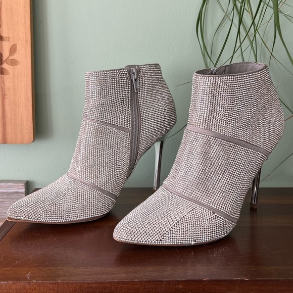 Steve Madden crystal rhinestone stiletto booties, size 6.5 - Picture 2 of 12